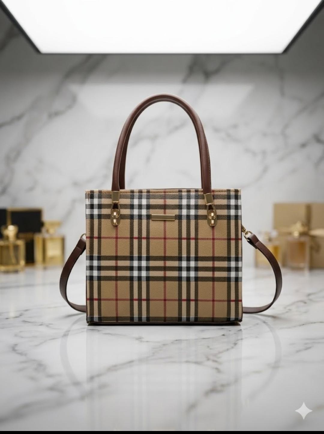 Heritage Plaid Tote — Camel
