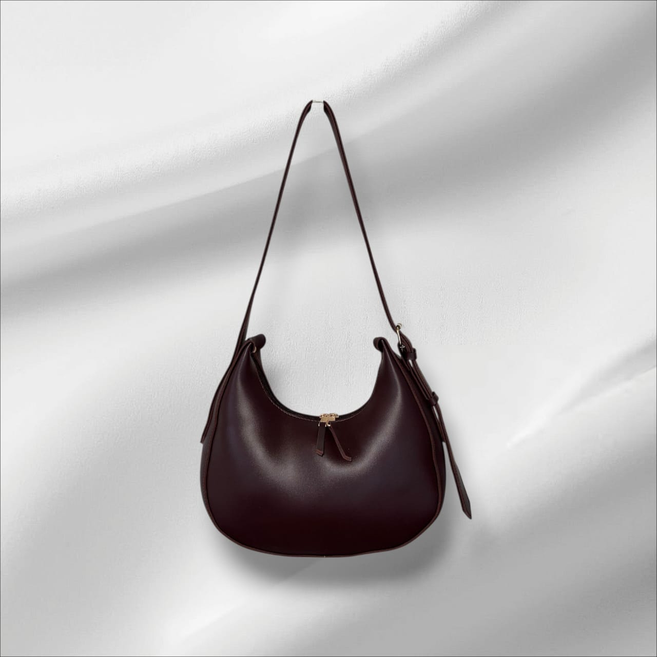 Crescent Hobo — Chocolate