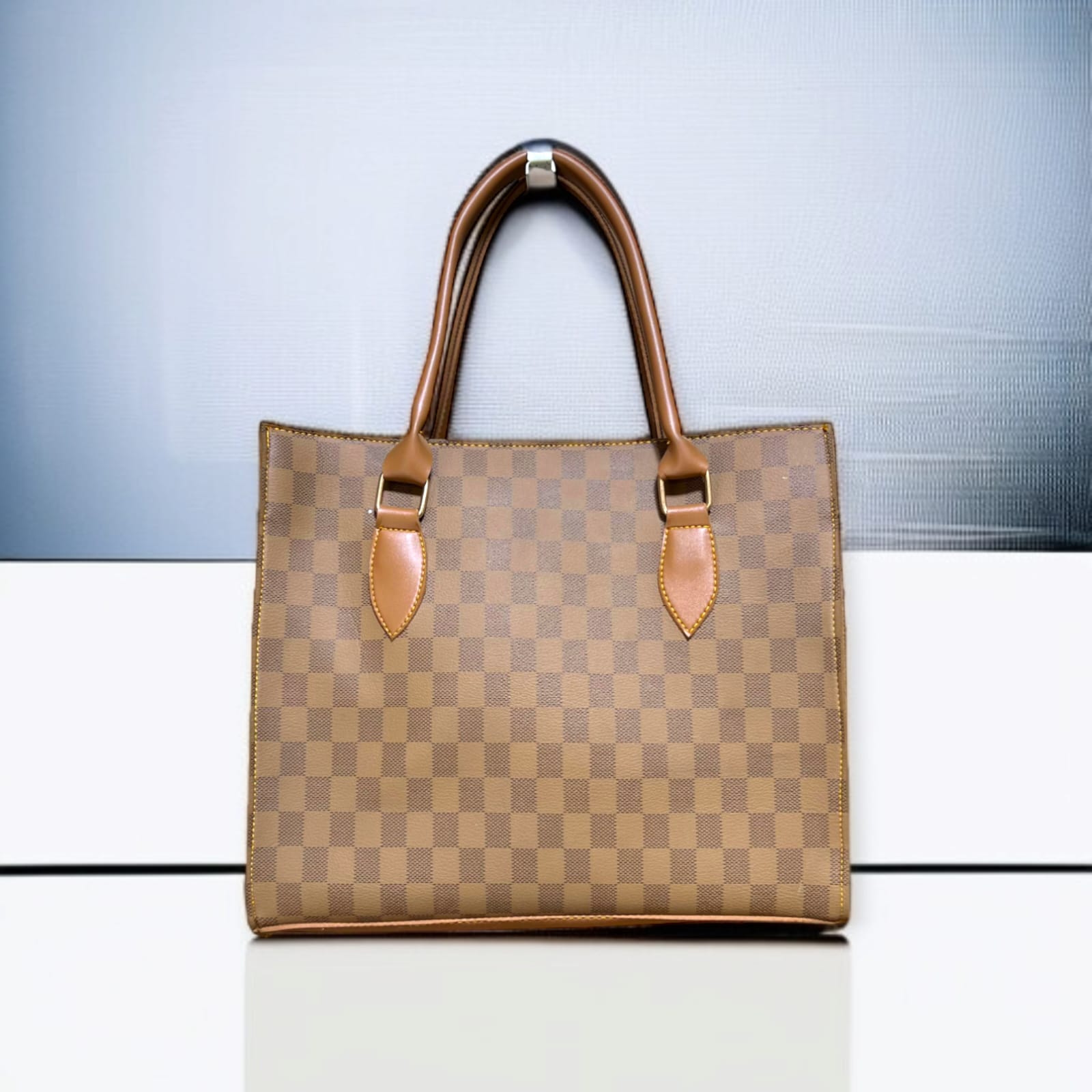 Checker Tote — Beige