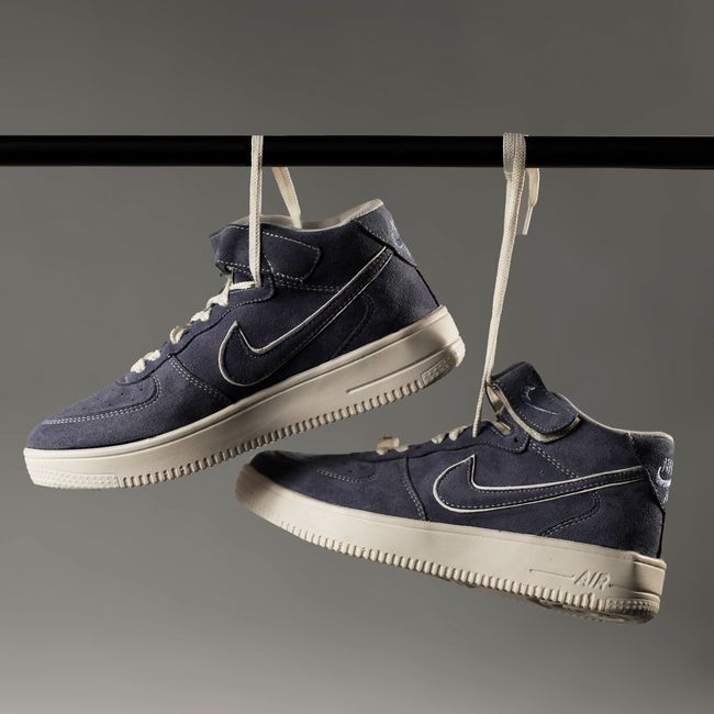Everyday Linen Court Sneaker